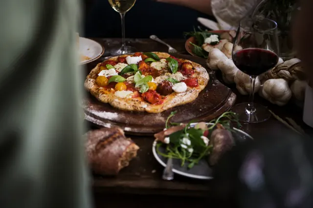 Pizzeria